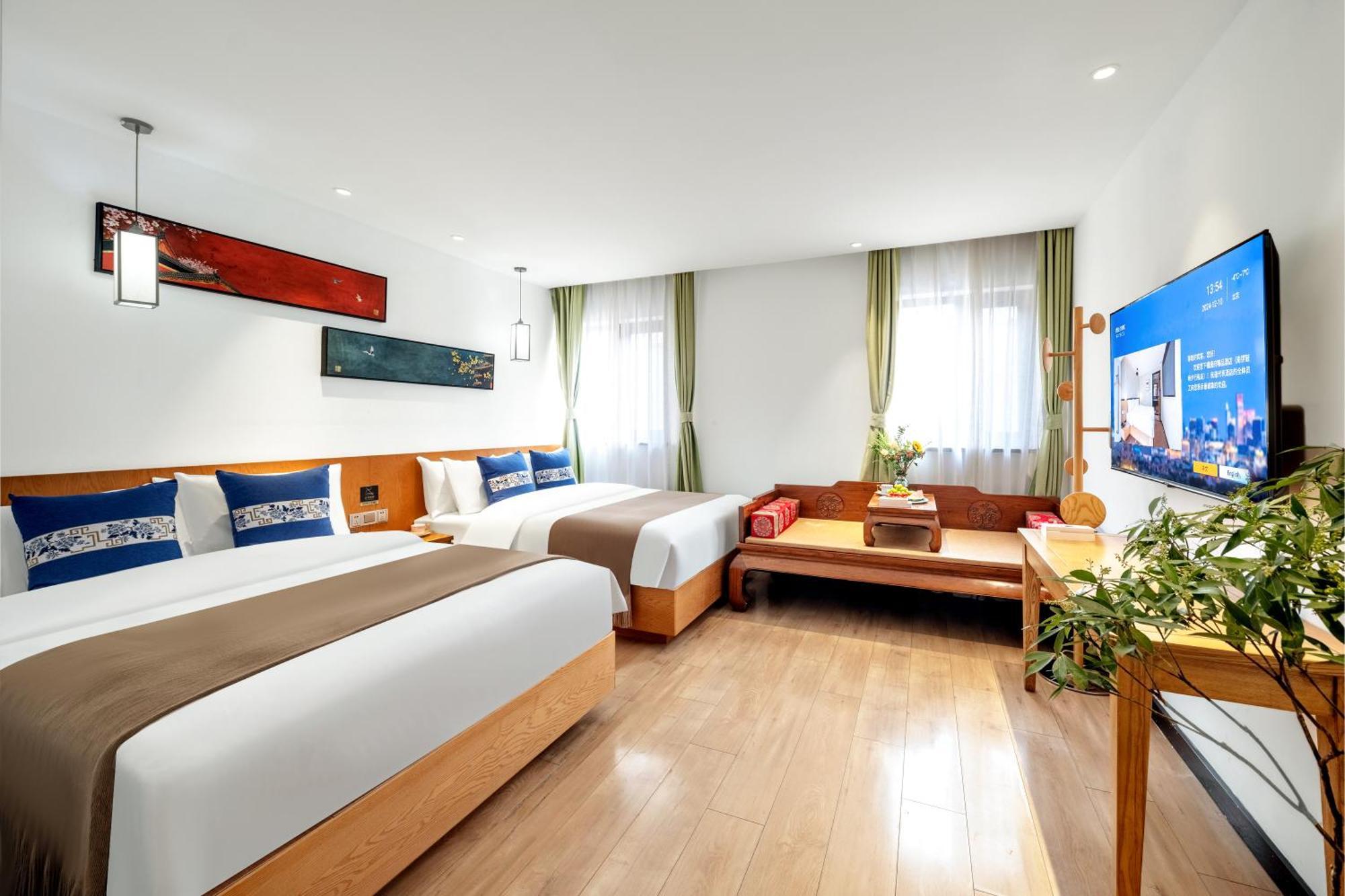 Beijing Tangfu Nanluoguxiang Wang Fu Jing Forbidden City Snack Street Hotel,1 Stop Walking To Airport Express,3 Stop To Tiananmen&Free Laundry Dry Service &Professional Free Tour Ticket Service With English Speaking Staff 外观 照片