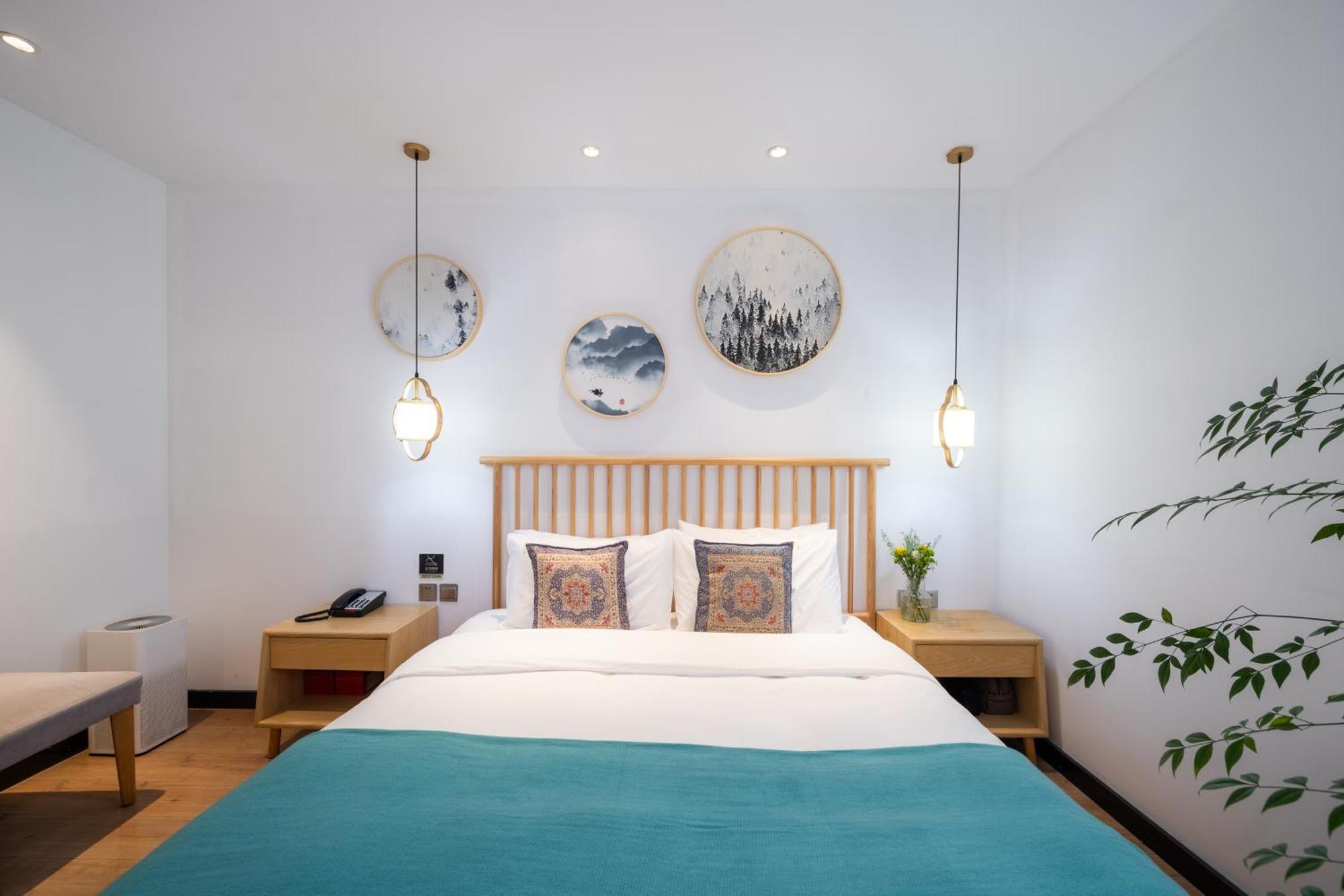 Beijing Tangfu Nanluoguxiang Wang Fu Jing Forbidden City Snack Street Hotel,1 Stop Walking To Airport Express,3 Stop To Tiananmen&Free Laundry Dry Service &Professional Free Tour Ticket Service With English Speaking Staff 外观 照片